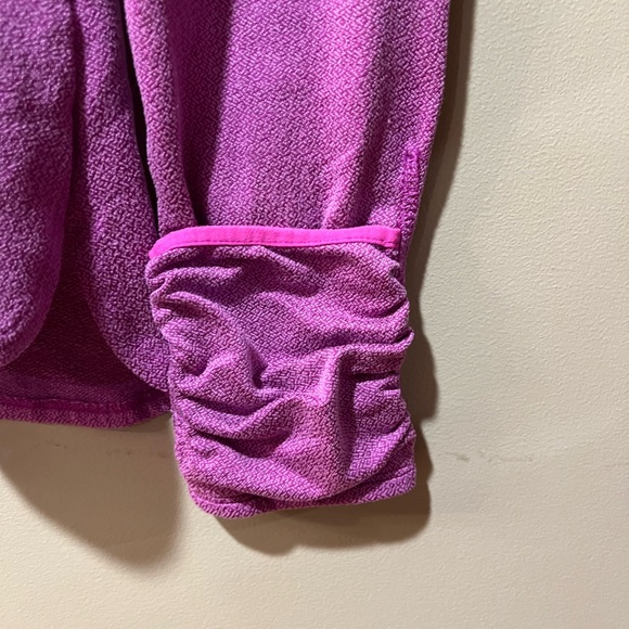Marika Purple Athletic Top w/Thumb Holes & Flip Over Hand Warming Cuffs - Picture 6 of 14